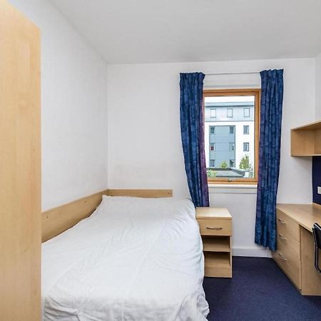 En Suite Rooms, Gillingham - Sk Экстерьер фото