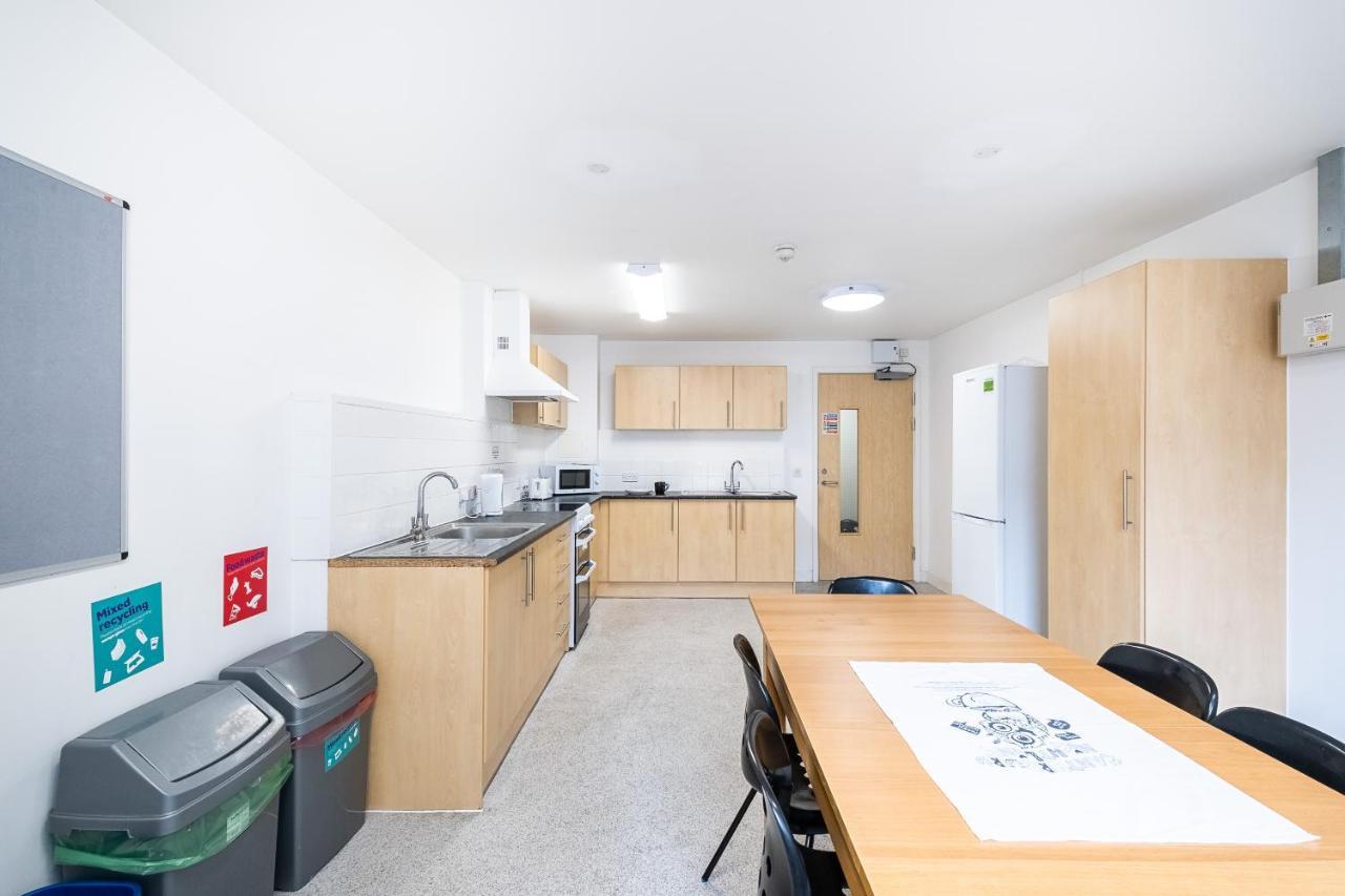 En Suite Rooms, Gillingham - Sk Экстерьер фото