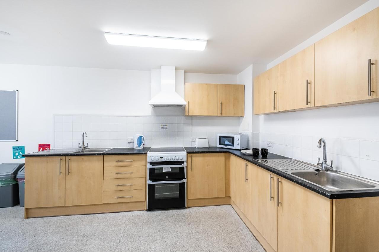 En Suite Rooms, Gillingham - Sk Экстерьер фото